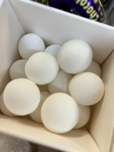 Load image into Gallery viewer, Father's Day Individual Pick n Mix Retro Box no gum