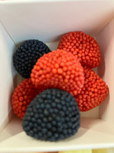 Load image into Gallery viewer, Father's Day Individual Pick n Mix Retro Box no gum